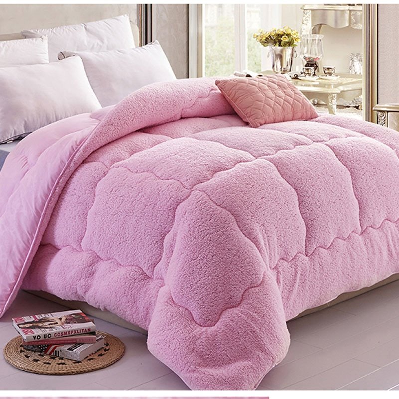 1pcs-Lamb-Cashmere-Velvet-Fabric-Warm-Winter-Wool-Quilt-Thicken-Comforter-Duvet-Blanket-King-Queen-Size-3