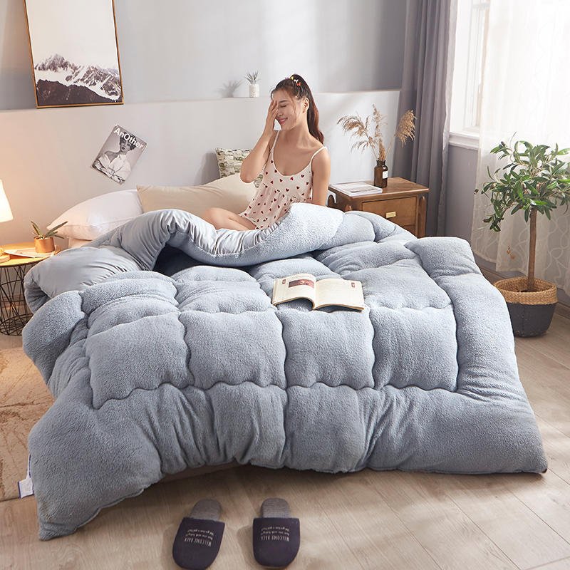 1pcs-Lamb-Cashmere-Velvet-Fabric-Warm-Winter-Wool-Quilt-Thicken-Comforter-Duvet-Blanket-King-Queen-Size
