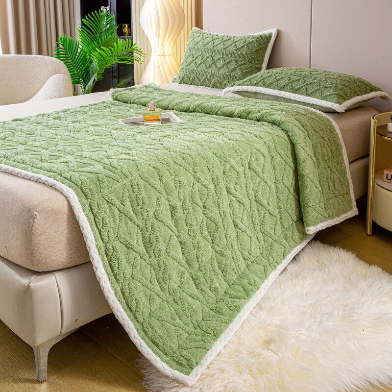 New-Thickened-Taffel-Plush-Cotton-Mattress-Bean-Plush-Bed-Mattress-Milk-Plush-Jacquard-Tatami-Soft-Cushion